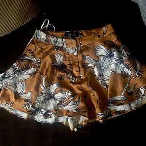 Flowy Akira Short/Skirt